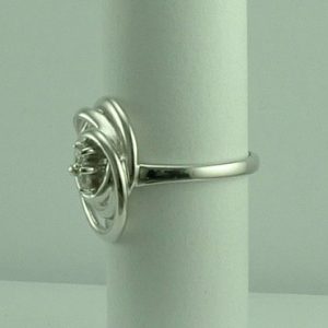 Sterling Silver Spiral CZ ring -564