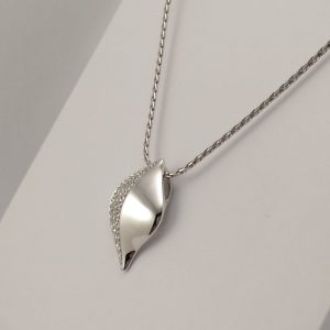 9ct White Gold Diamond Pendant and Chain-1022