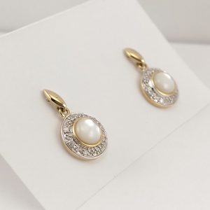 9ct Yellow Gold Mother of Pearl and Diamond Earrings -1063