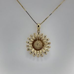 9ct Yellow Gold Daisy Pendant on Adjustable Venetian Box Chain-1296