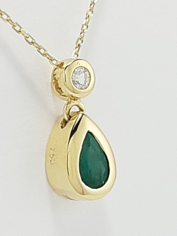 18ct Yellow Gold Emerald and Diamond pendant and chain-1466