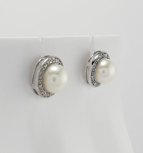 9ct White Gold Freshwater Pearl and Diamond Cluster Earrings -1497